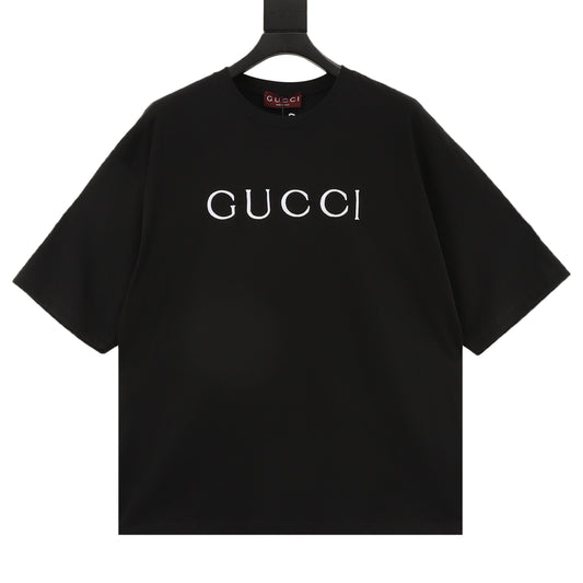 Gucci Minimal Letter Logo Embroidered T-Shirt front view