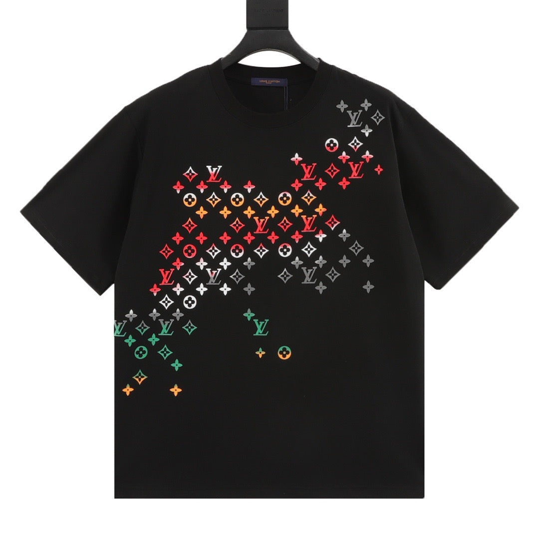 Louis Vuitton Gradient Monogram Print T-Shirt front view