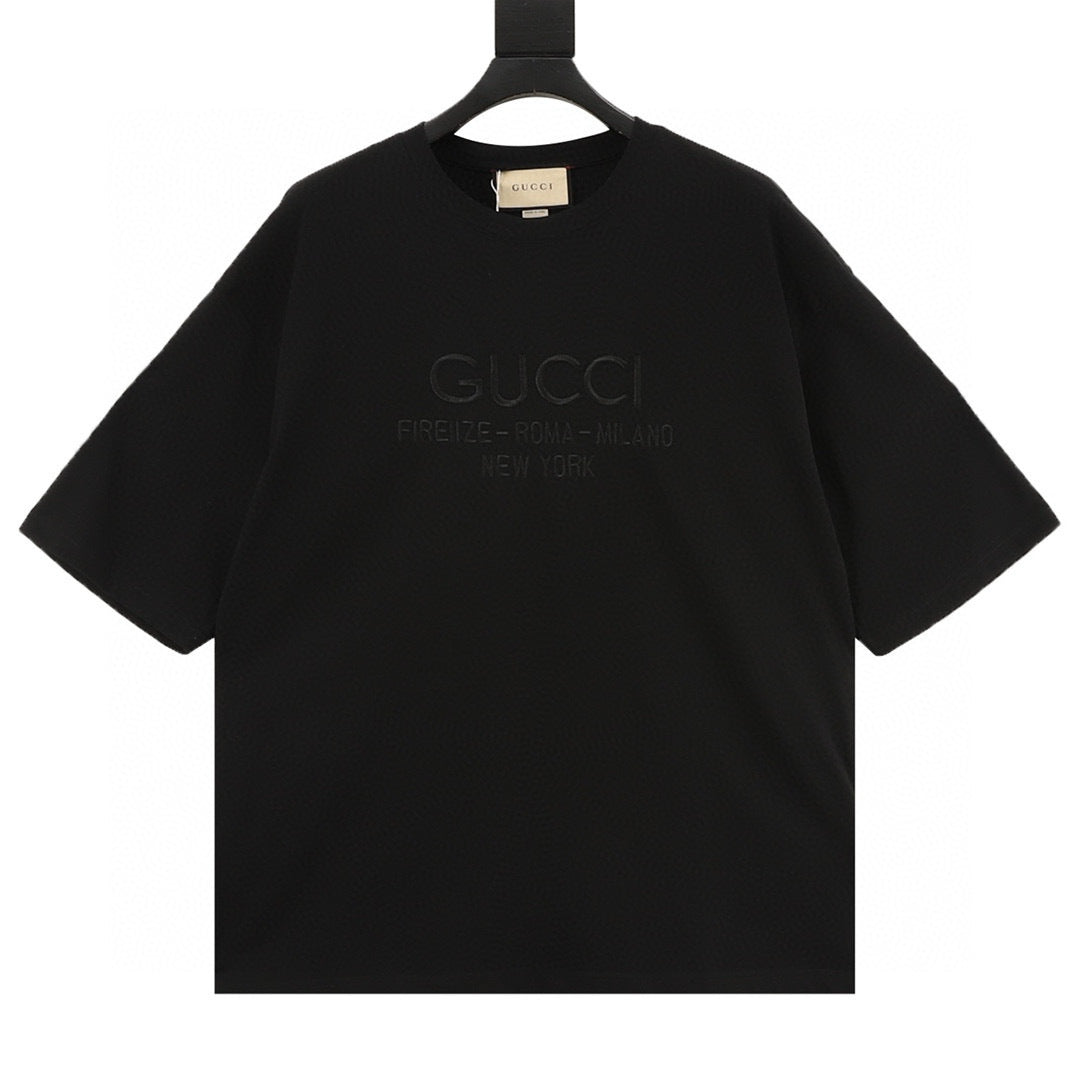 Gucci Classic Letter Logo Embroidered T-Shirt front view