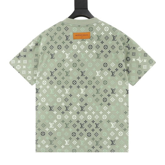 Louis Vuitton Gradient Monogram Print T-Shirt product detail 2