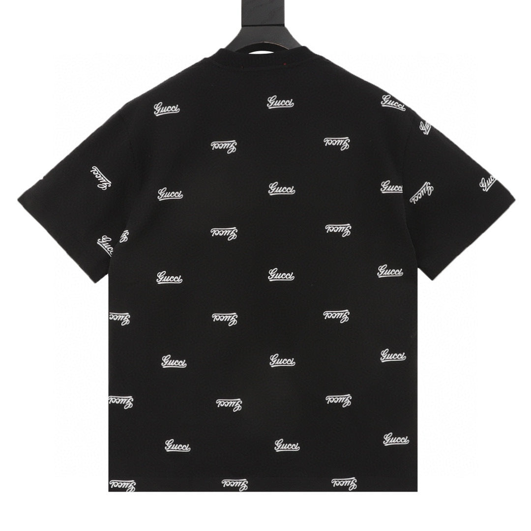 Gucci All-Over Logo Print T-Shirt product detail 2